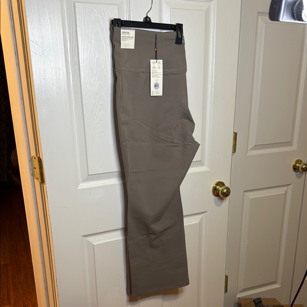 *NWT* Calia Leggings